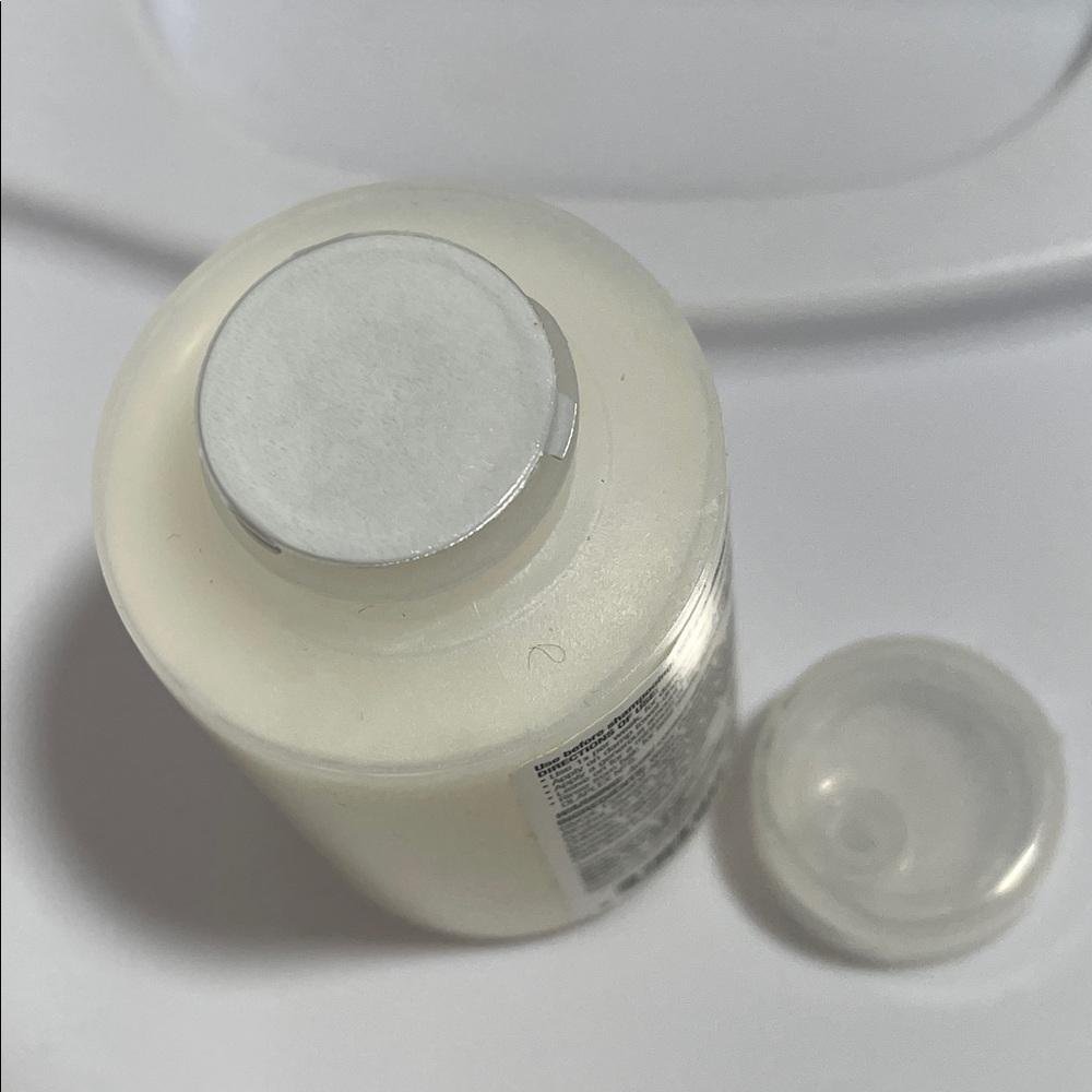 OLAPLEX Nº.3 HAIR PERFECTOR Repairs and Strengthens for all hair types 2 bottles - Picture 4 of 4